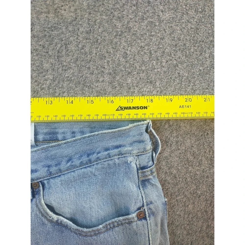 Levis 550 Relaxed Fit Jeans Mens 36x31 Light Wash Blue Denim Straight Leg 550
